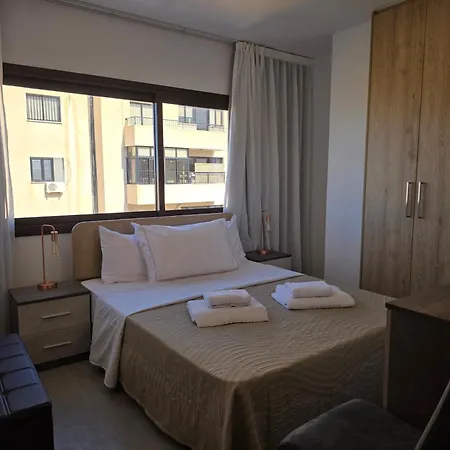 Spacious Two Bedroom In Old Town