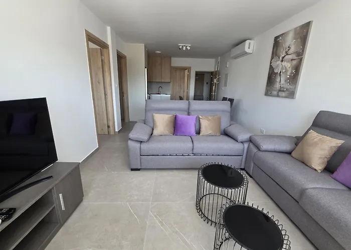 Two-bedroom By Kentrikon 1924, Old Town *