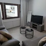 Two-bedroom By Kentrikon 1924, Old Town פאפוס