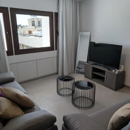 Two-bedroom By Kentrikon 1924, Old Town Pafos