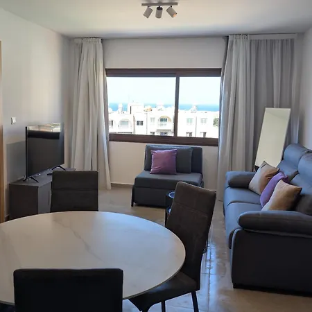 Apartament Two-bedroom By Kentrikon 1924, Old Town